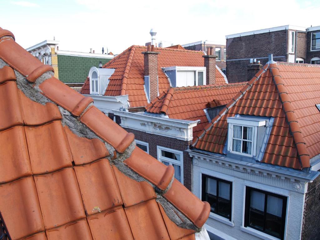 Pearl Of - R.q.c. * Den Haag